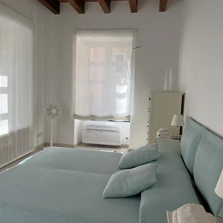 Appartement La Perla Del Borgo - Borgo Castello - *